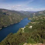 Casa Da Fonte De Pedra
