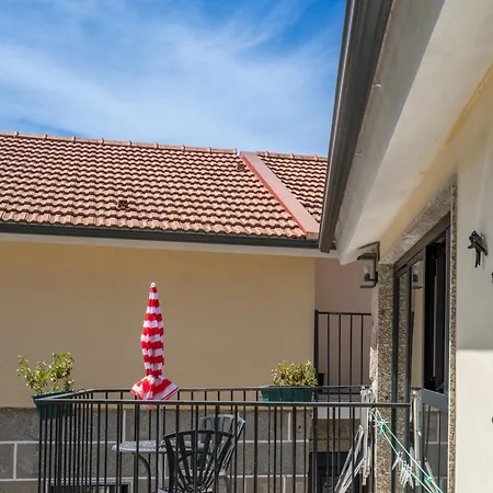 Casa Da Fonte De Pedra Chalé *