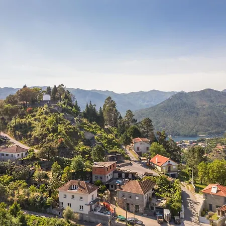Chalé Casa Da Fonte De Pedra Vieira do Minho