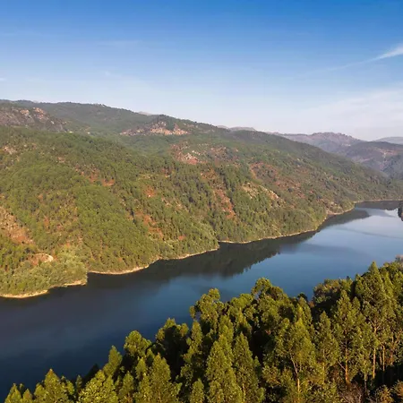 Casa Da Fonte De Pedra *