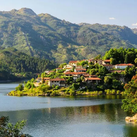 Casa Da Fonte De Pedra * Vieira do Minho