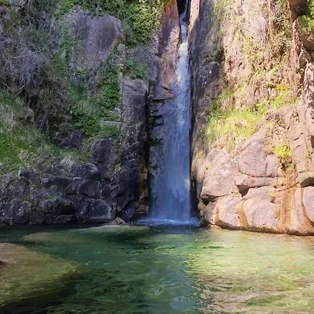 Casa Da Fonte De Pedra * 维埃拉·多米尼奥