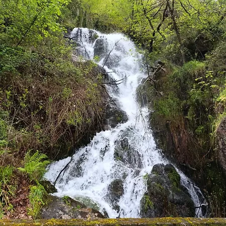 木屋 Casa Da Fonte De Pedra