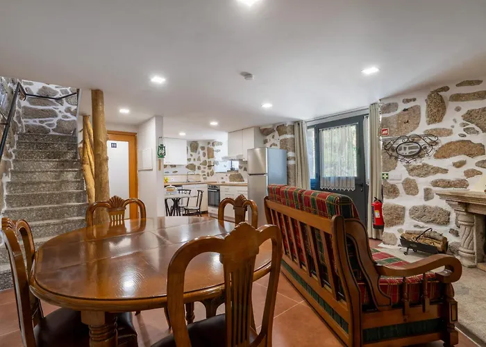 木屋 Casa Da Fonte De Pedra *