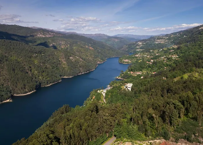 Casa Da Fonte De Pedra