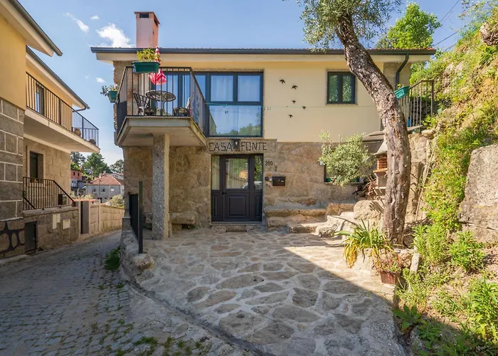 Casa Da Fonte De Pedra